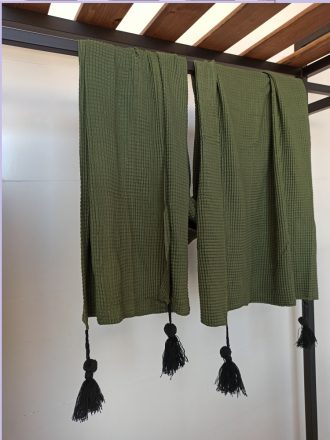 شال پاییزه منگوله دار