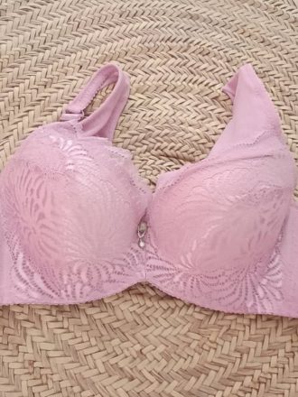 سوتین صورتی چینی